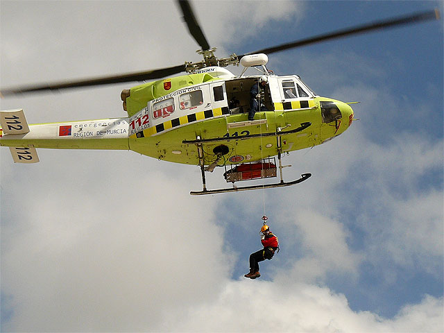 Protección Civil entrega sus menciones 2009 coincidiendo con el XV Aniversario de la Agrupación local de Voluntarios - 2, Foto 2