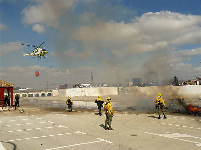 Protección Civil entrega sus menciones 2009 coincidiendo con el XV Aniversario de la Agrupación local de Voluntarios - 4, Foto 4