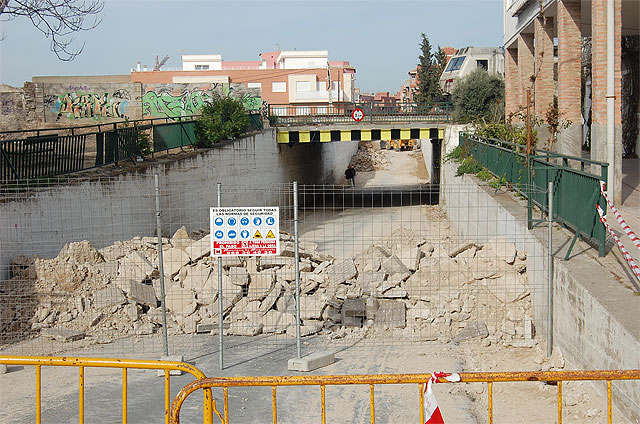 Comienzan las obras en el paso subterráneo que mejorarán el paso peatonal y el de tráfico rodado - 3, Foto 3