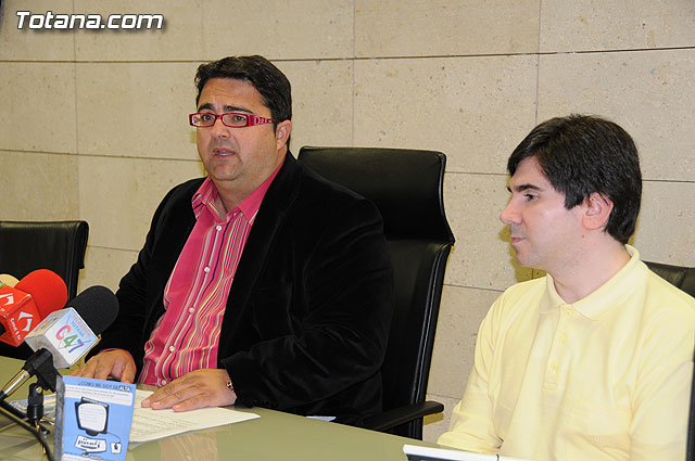 El Ayuntamiento pone en marcha el servicio de información ciudadana mediante el envío gratuito de mensajes cortos a móviles, Foto 3