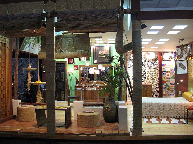 Universidades, Empresa e Investigación muestra en la Feria del Mueble de Yecla las posibilidades de la artesanía para hacer ‘hogar’ - 1, Foto 1