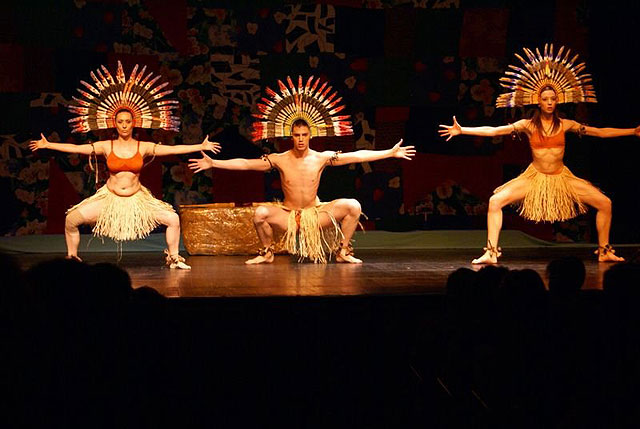 La Concejalía de Política Social ha presentado la semana intercultural ‘Entra en Culturas 2009’ - 1, Foto 1