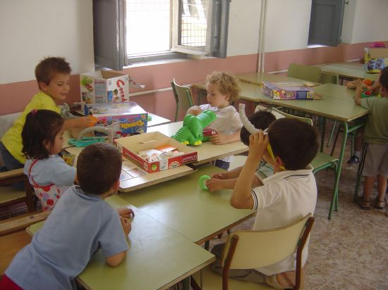 La ludoteca del Centro Sociocultural “La Cárcel” abrirá de nuevo su servicio con nuevos juegos, Foto 1