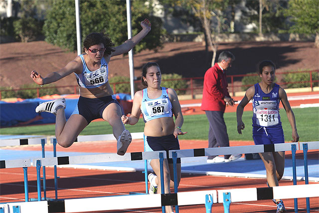 168 chicas participan en el Gran Premio de Atletismo organizado por Eliocroca y el Ayuntamiento - 1, Foto 1