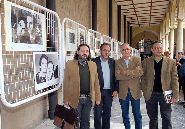 La exposición de la Universidad de Murcia sobre Paco Rabal estará abierta hasta el 27 de marzo en la Facultad de Derecho - 1, Foto 1