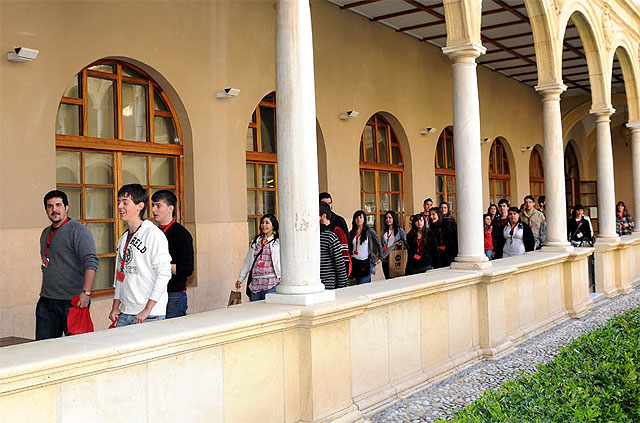 La Universidad de Murcia celebró la jornada de visitas guiadas para alumnos de Secundaria - 1, Foto 1