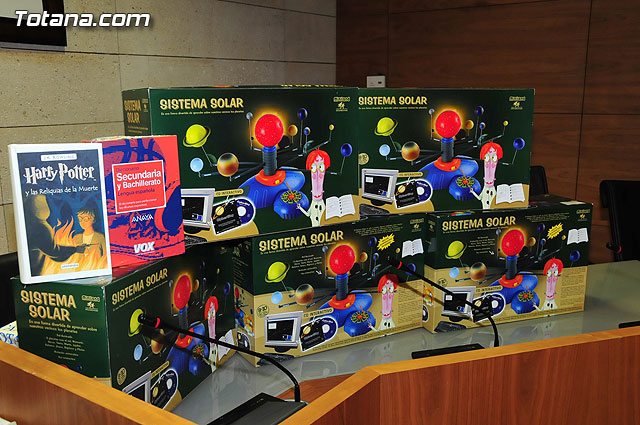 Entregan los premios del “III Concurso de Dibujo Infantil 2009 sobre Igualdad de Oportunidades y Coeducacin” - 1