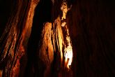 Ruta de espeleología por una cueva en Sierra Espuña