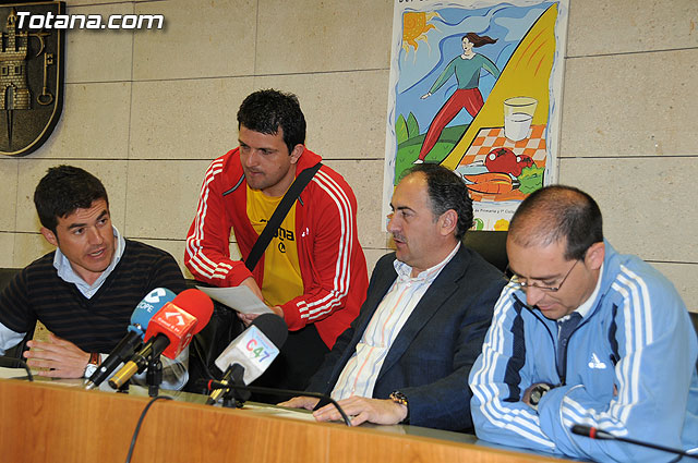 Un total de 1.500 alumnos de los centros educativos de Totana participarán en la “Semana de la Salud y la Actividad Física”, Foto 1