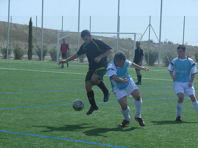 La vigesimoprimera jornada de la Liga de Fútbol Aficionado Juega Limpio se salda con un empate sin goles..., Foto 3