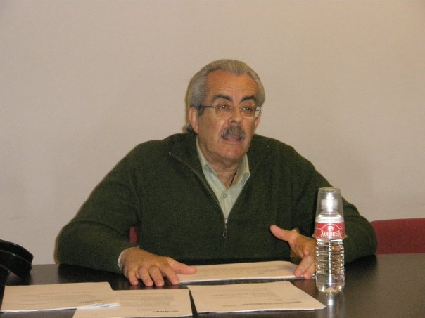 Charla-coloquio sobre la Ley de Dependencia, impartida por Emilio Cano Candel, comisión de accesibilidad FAMDIF, Foto 3