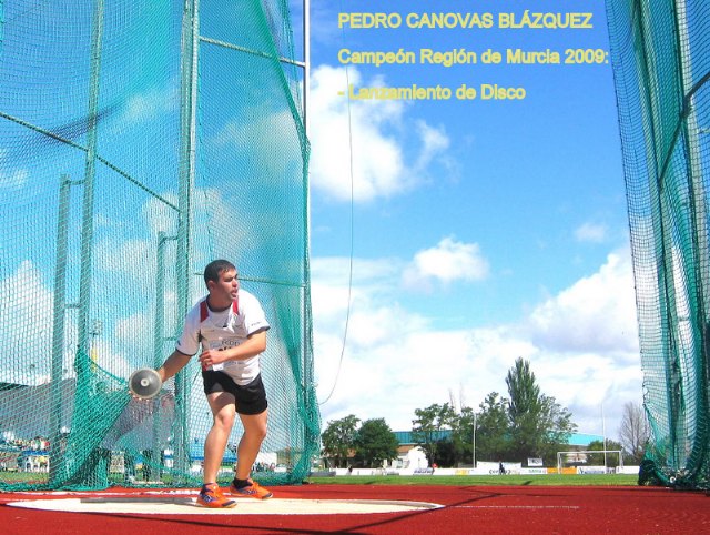La deportista del Centro Ocupacional “José Moyá”, Mari Carmen Robles,  se convierte en la triple medallista de oro en el Campeonato Regional de Atletismo, Foto 4