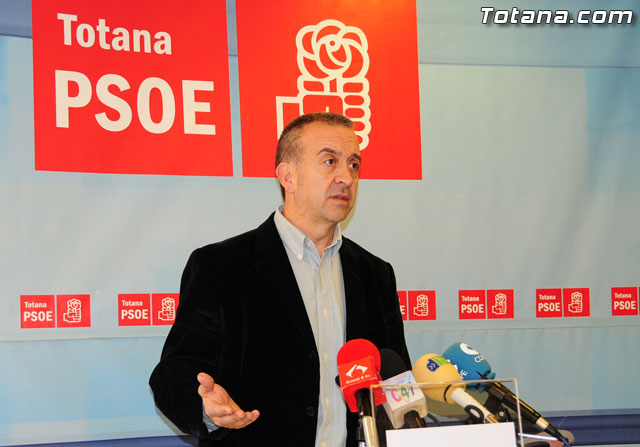 Zapatero subsidize the rehabilitation of nine old facades in Totana, according to the PSOE, Foto 1