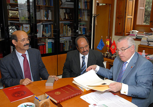 El presidente de la República Saharaui visita la Universidad de Murcia - 3, Foto 3