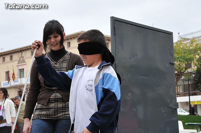 El alcalde anuncia que durante este año se va a invertir casi un milln de euros en obras pblicas sin barreras arquitectnicas - 4