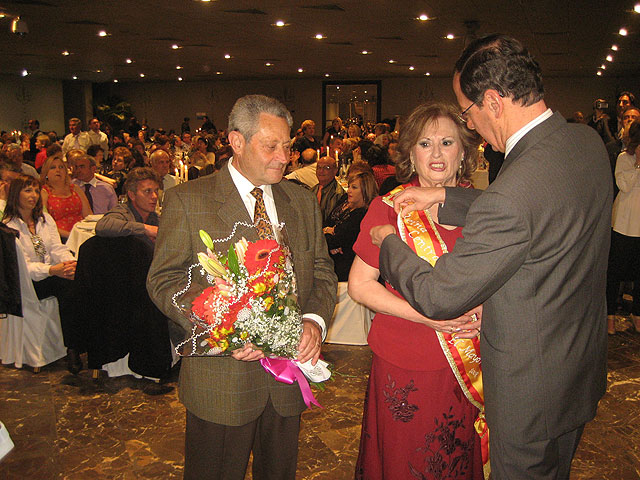 El Alcalde “corona” a Pilar Olmos, del centro Santa Eulalia-San Juan, como Reina de los Mayores 2009 - 3