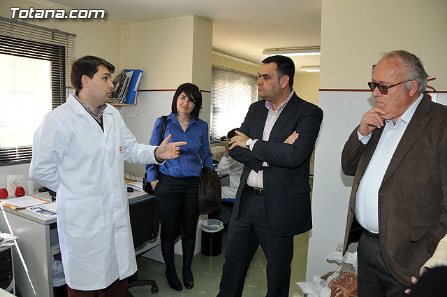 City officials visit the Technology Center of Crafts on the tenth anniversary of this regional headquarters, Foto 1