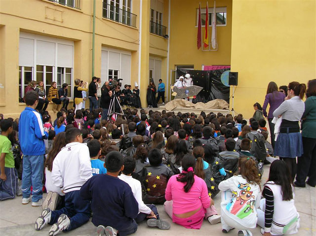 V Semana de Cultura del CEIP “Santiago” de Totana: Año Internacional de la Astronoma - 23