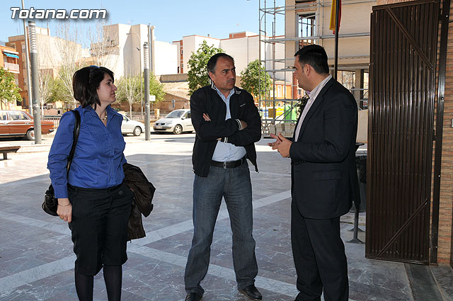Autoridades municipales visitan el Centro Tecnolgico de la Artesana con motivo del dcimo aniversario de esta sede regional - 4