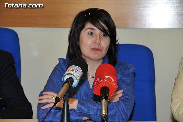 Autoridades municipales visitan el Centro Tecnolgico de la Artesana con motivo del dcimo aniversario de esta sede regional - 23