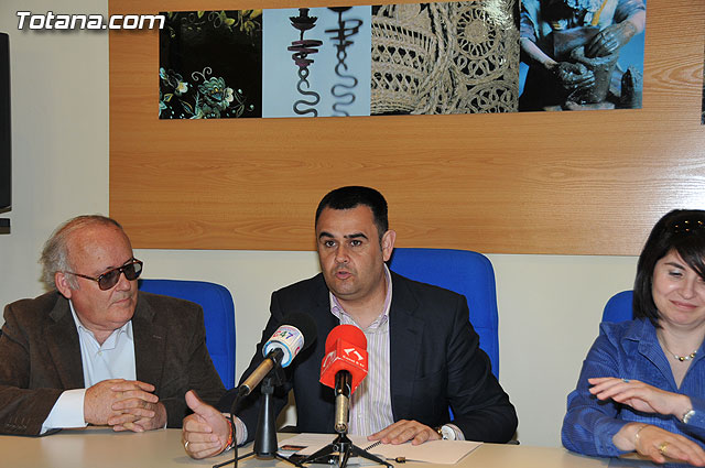 Autoridades municipales visitan el Centro Tecnolgico de la Artesana con motivo del dcimo aniversario de esta sede regional - 24