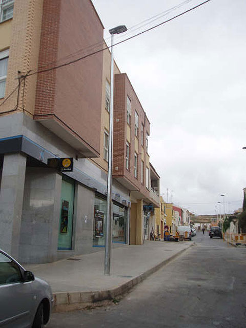 UPyD de Cartagena denuncia la ubicación incorrecta de farolas en una calle de Canteras - 3, Foto 3