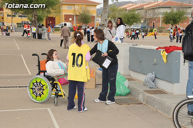 Ms de 700 niños participan en las Jornadas de Juegos Populares y Deportes Alternativos - 7