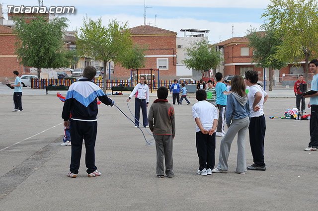 Ms de 700 niños participan en las Jornadas de Juegos Populares y Deportes Alternativos - 19