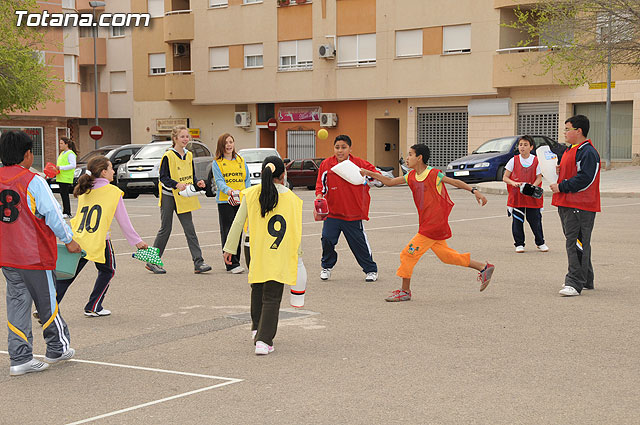 Ms de 700 niños participan en las Jornadas de Juegos Populares y Deportes Alternativos - 21