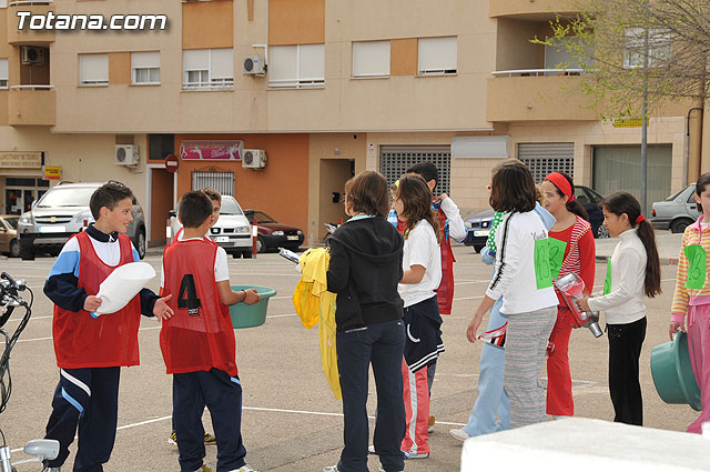 Ms de 700 niños participan en las Jornadas de Juegos Populares y Deportes Alternativos - 32