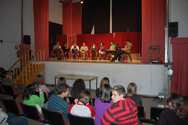 Arranca el VIII Foro de Educación de Lorquí centrado en las salidas nocturnas de nuestros jóvenes y sus hábitos - 1, Foto 1