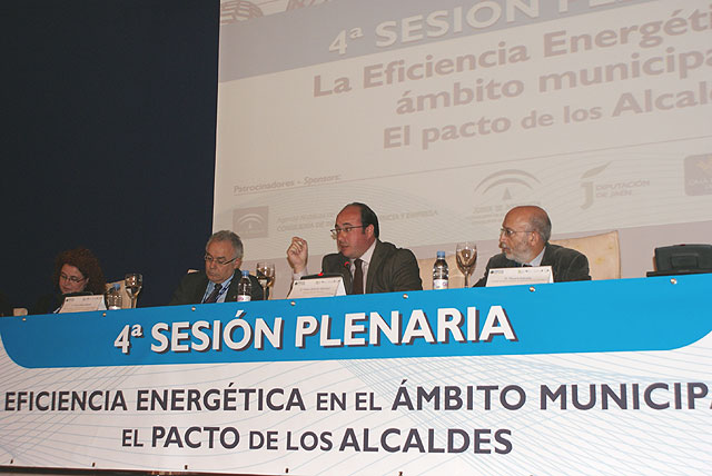 El alcalde de Puerto Lumbreras participa en el Foro Internacional de Biomasa y Eficiencia Energética de la Universidad de Jaén - 1, Foto 1