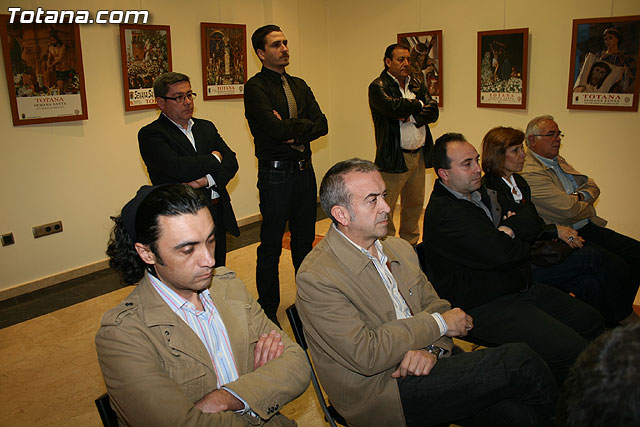 Se presenta la agenda gratuita de Semana Santa “Ser Nazarenos Totana 2009” - 14