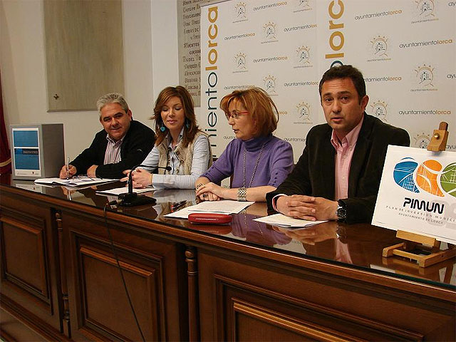 La Junta de Gobierno Local del Ayuntamiento adjudica provisionalmente a empresas lorquinas siete nuevos proyectos del PIMUN’09 por valor de 900.800 euros - 1, Foto 1