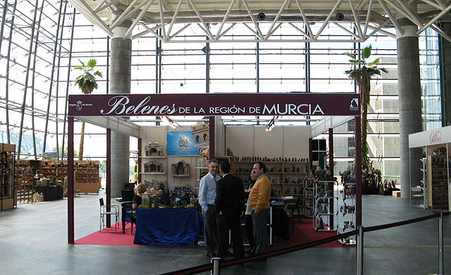 Seis artesanos de la Región exponen sus obras en la ‘Muestra de Belenes y Decoración Navideña’ de la Feria de Valencia - 2, Foto 2