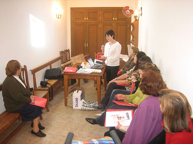 Una visión más cercana de las teorías feministas en La Anchosa de Lorquí - 1, Foto 1