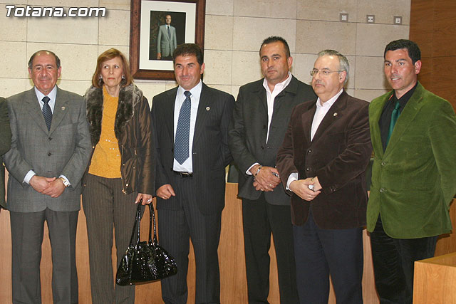 El Ayuntamiento y el Ilustre Cabildo Superior de Procesiones firman el convenio de colaboracin - 20