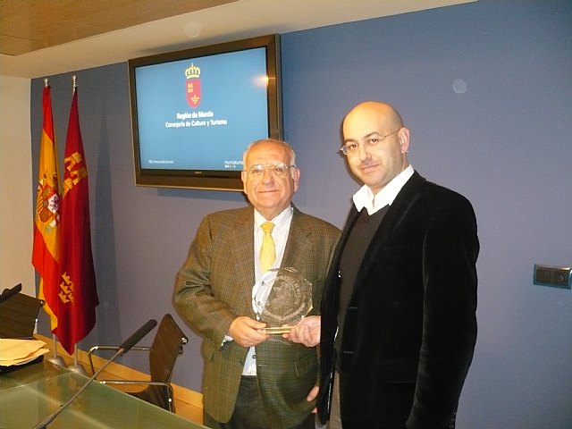 La oboísta Miriam Olga Pastor y la Orquesta de Jóvenes de la Región premios Pro Músico 2008 - 1, Foto 1