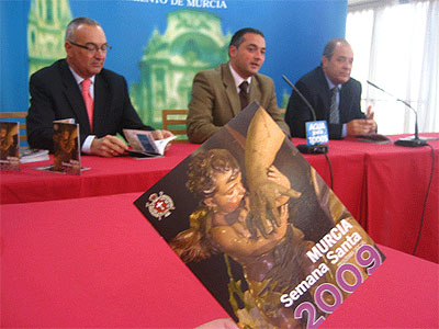 El Cabildo y la Concejalía de Fiestas editan una guía de bolsillo con todos los detalles de la Semana Santa murciana - 1, Foto 1