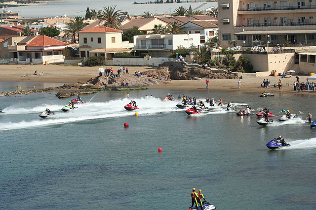 El próximo domingo se celebrará en Águilas la primera prueba del Campeonato de España de Motos Acuáticas en la modalidad de offshore, Foto 2