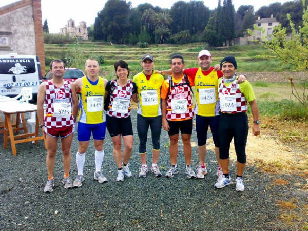 Atletas del Club Atletismo Totana participaron en la Media Maratn “Ciudad de Elche” y en la 10ª Ruta Ecolgica “Va Verde” - 2