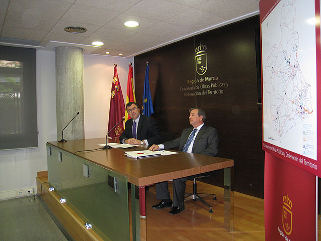 El Gobierno regional invertirá más de 60 millones de euros en mejorar la seguridad en la Red de Carreteras de la Comunidad - 1, Foto 1