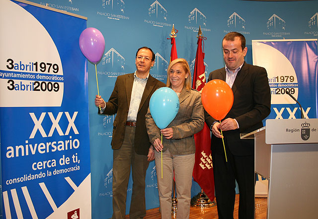 La Comunidad reclama al Gobierno central una financiación estable para los ayuntamientos - 1, Foto 1