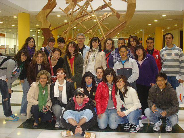 El IES Mar Menor participa en un proyecto intercultural con otros tres institutos de Canarias, Cataluña y Extremadura - 1, Foto 1