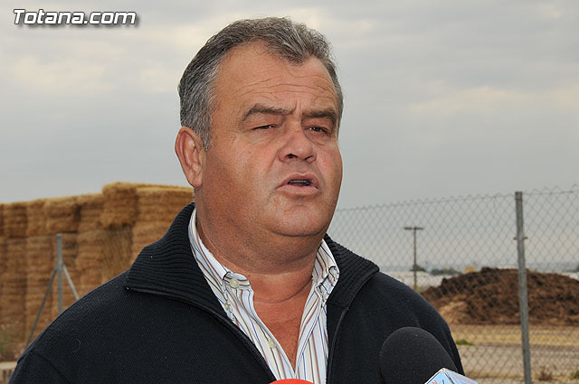 Continan las obras de los caminos rurales, financiados por el Fondo de Inversin Local - 7