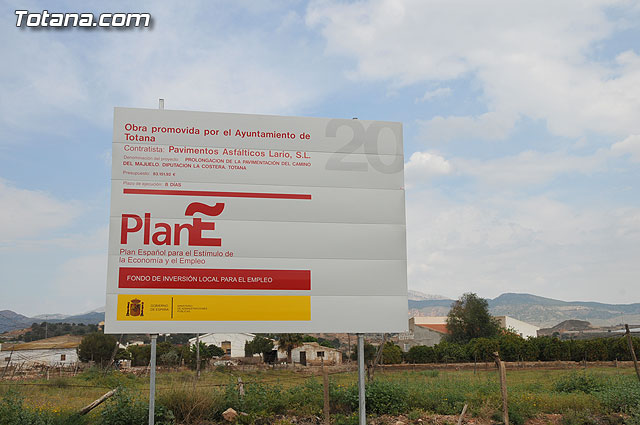 Continan las obras de los caminos rurales, financiados por el Fondo de Inversin Local - 10