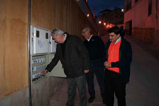 Se inaugura el nuevo alumbrado público de las zonas del Cabezo y del Convento - 1, Foto 1