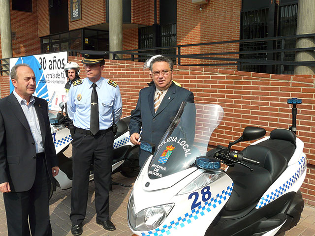 La Policía Local de Molina de Segura pone en funcionamiento cuatro nuevos vehículos destinados a la Unidad de Tráfico - 2, Foto 2