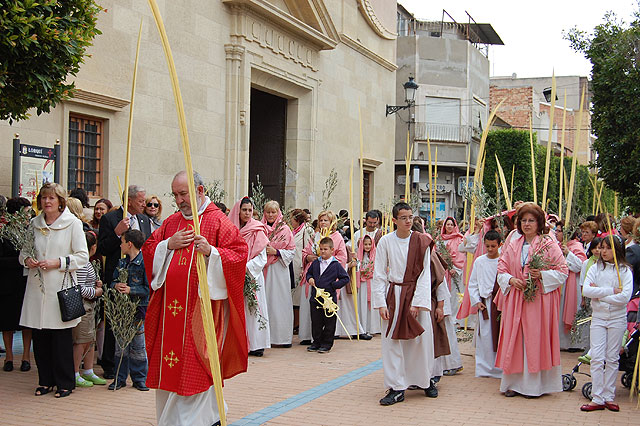 Los vecinos de Lorquí salen a la calle en Domingo de Ramos - 1, Foto 1