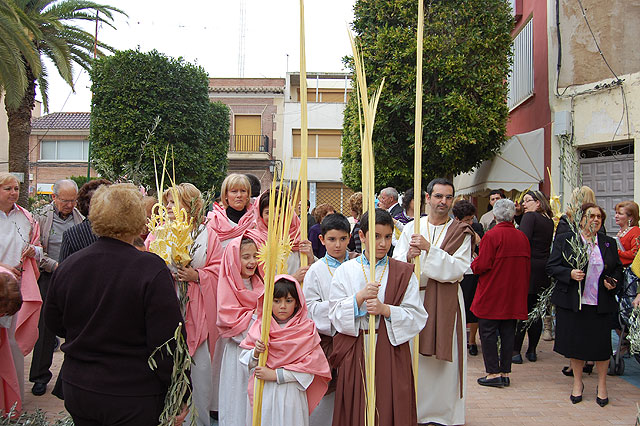 Los vecinos de Lorquí salen a la calle en Domingo de Ramos - 2, Foto 2